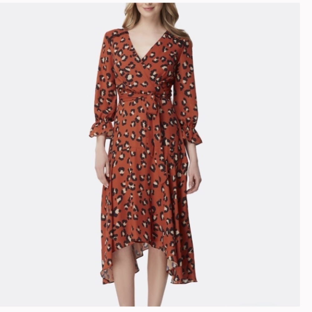 Tahari Leopard Print Handkerchief Hem Dress 10 Classic Elegance